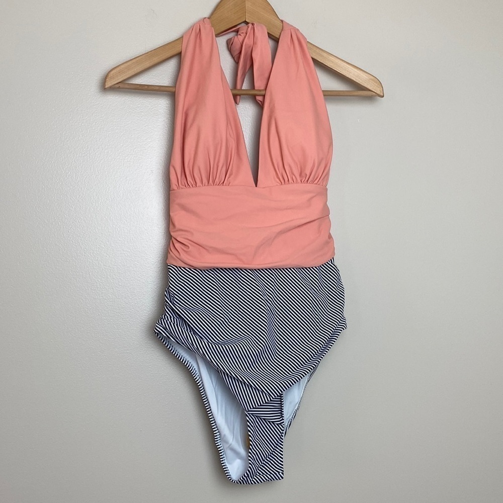 Cupshe Keeping You Accompanied Stripe One-Piece Halter Swimsuit Size M Coral - Picture 2 of 11